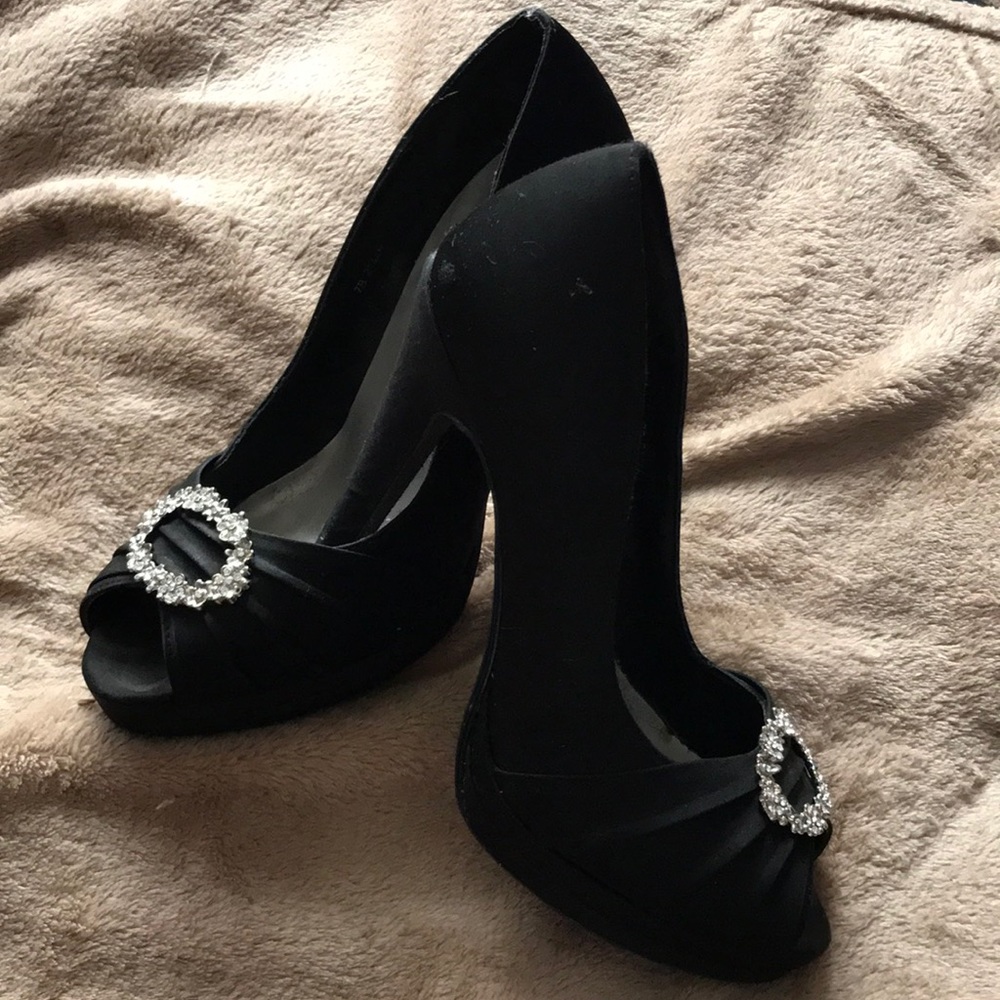 David’s Bridal Black High Heels